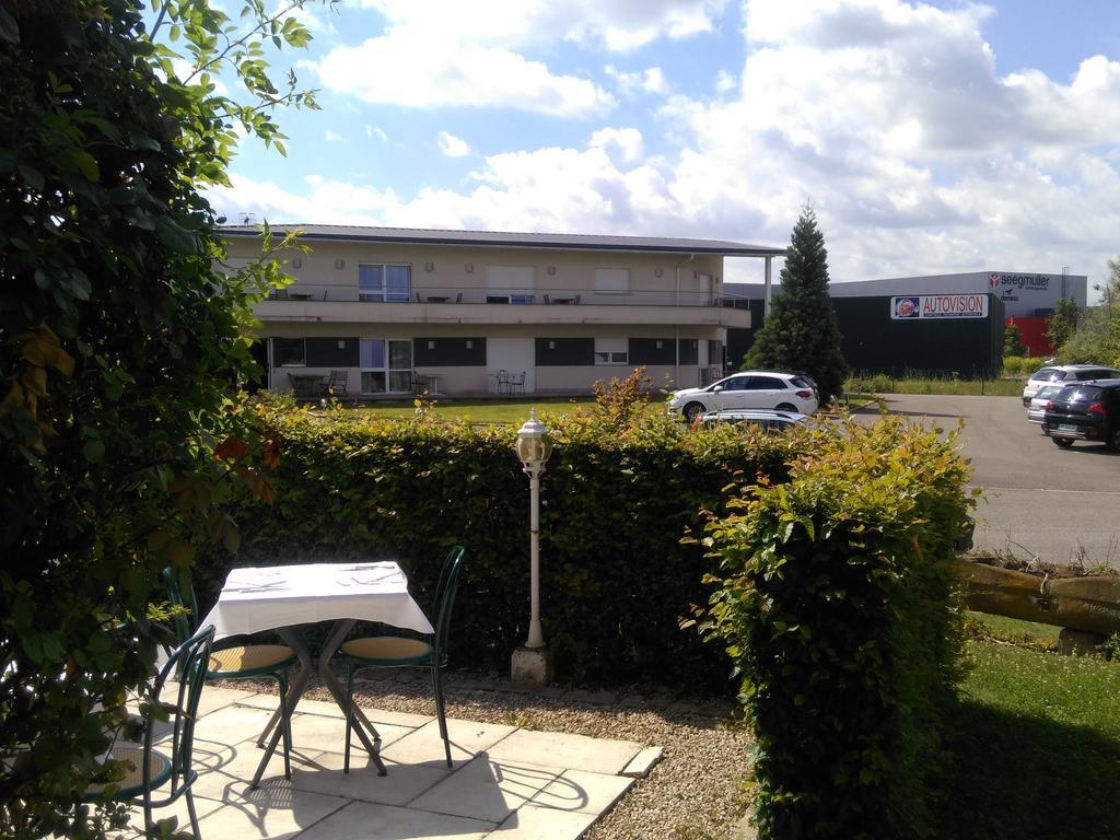 Les Logis D'Espale Sausheim Bagian luar foto